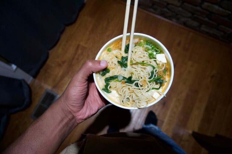Photo chicken noodle soup