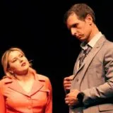 Scenă din spectacolul „Un bărbat și mai multe probleme”